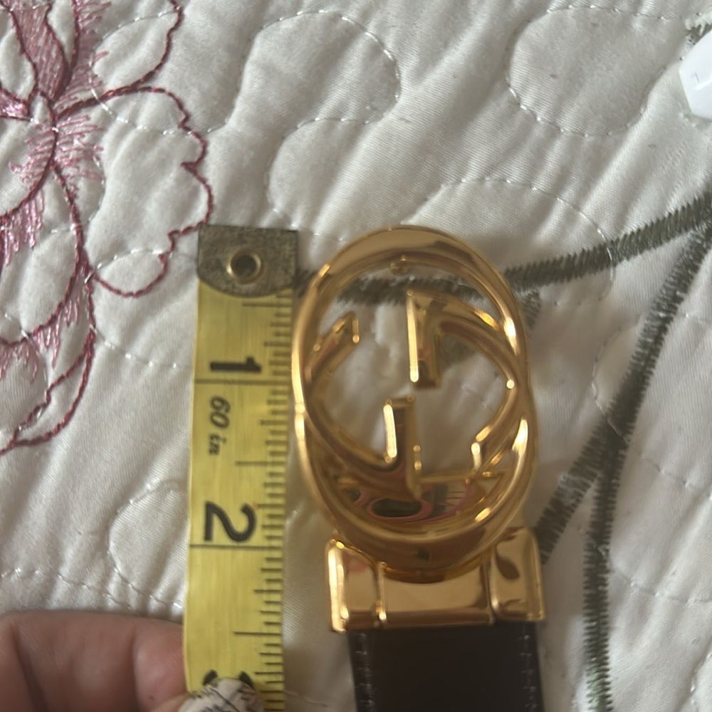 𝓖𝓤𝓤𝓒𝓘 belt with gold hardware - Picture 12 of 14